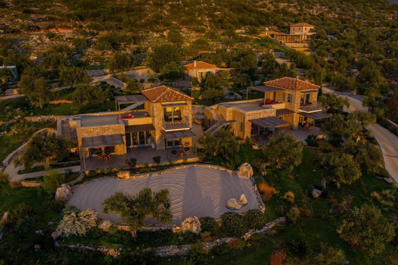 Zen Rocks Resort Kalianeika Ngoại thất bức ảnh