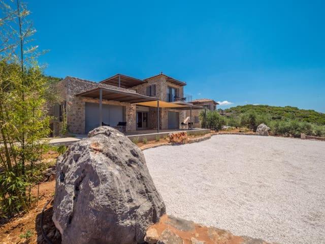 Zen Rocks Resort Kalianeika Ngoại thất bức ảnh