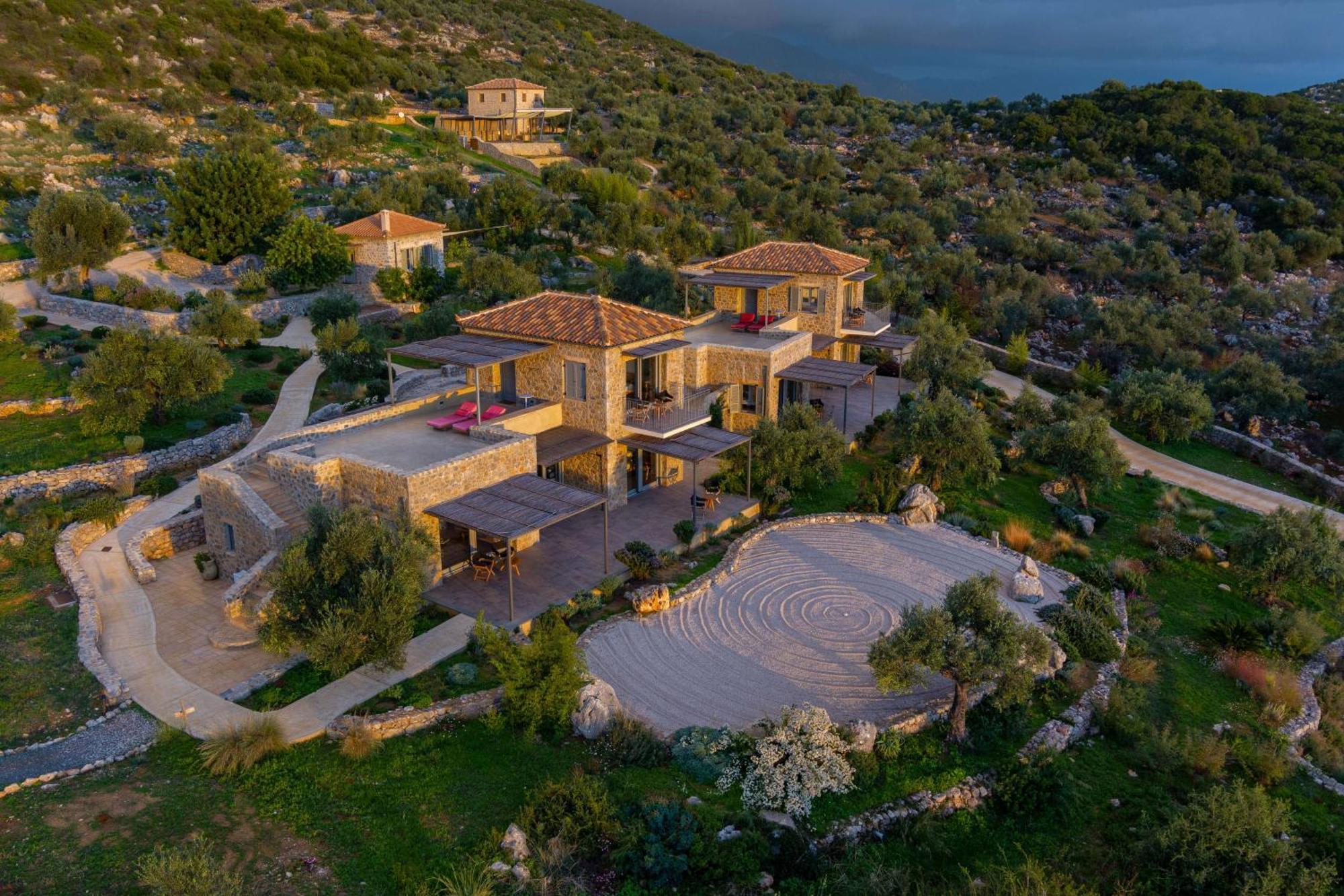 Zen Rocks Resort Kalianeika Ngoại thất bức ảnh